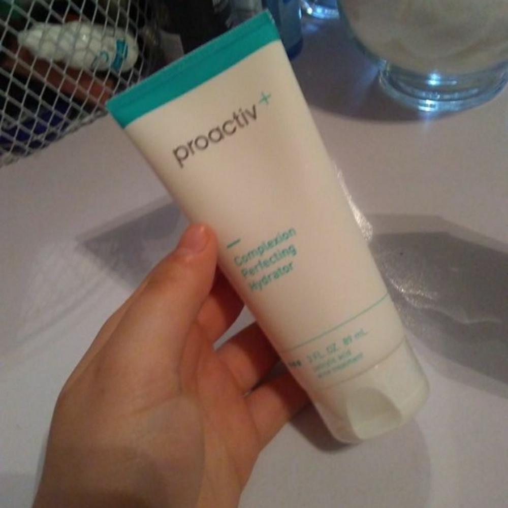 Proactive+ Complexion Perfecting Hydrator